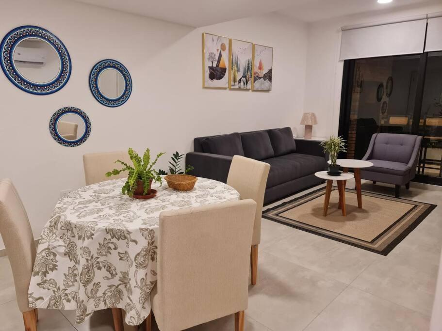 Cerca De Shopping Mariscal Lopez Apartment Asuncion Luaran gambar